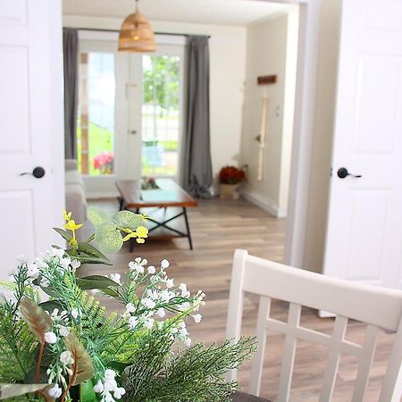 Gateway To Greenwich Suites Saint Peters Bay 外观 照片