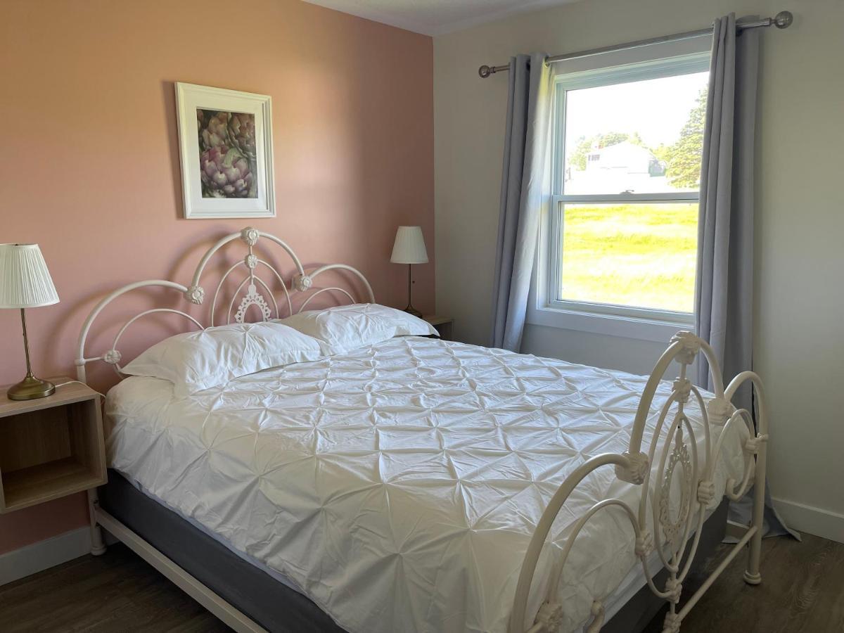 Gateway To Greenwich Suites Saint Peters Bay 外观 照片