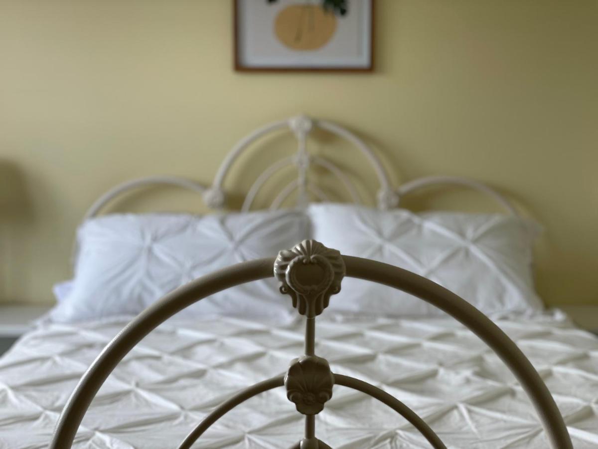 Gateway To Greenwich Suites Saint Peters Bay 外观 照片