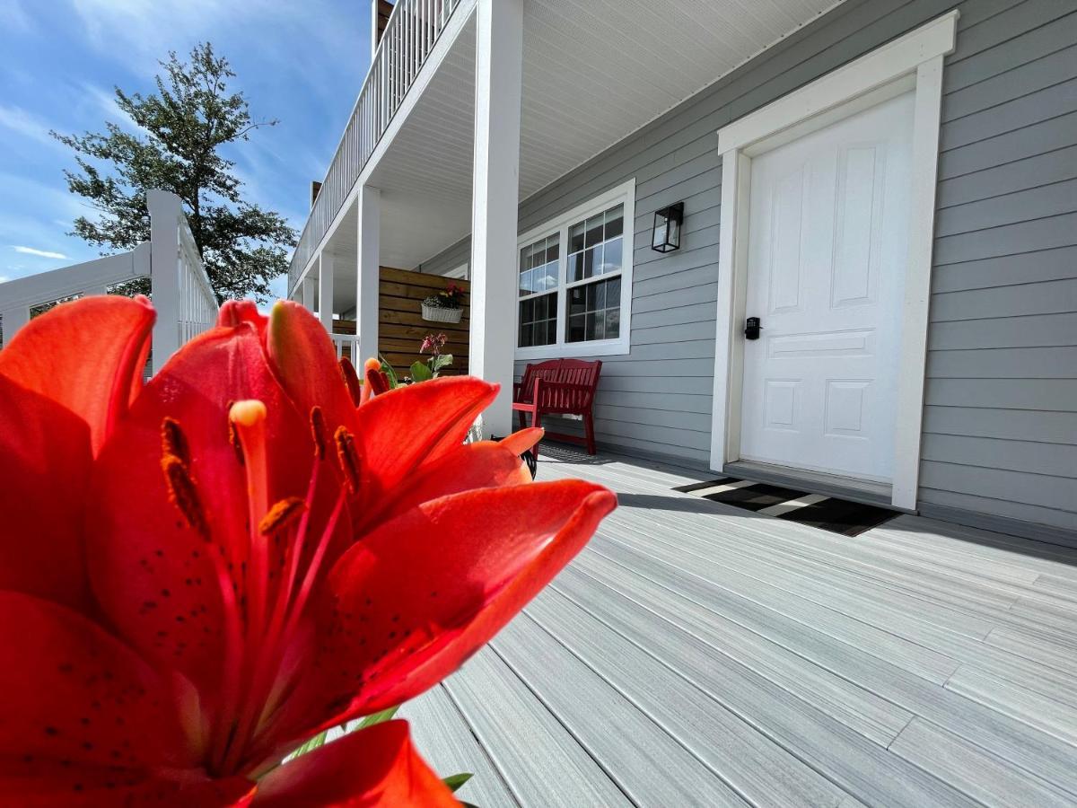 Gateway To Greenwich Suites Saint Peters Bay 外观 照片