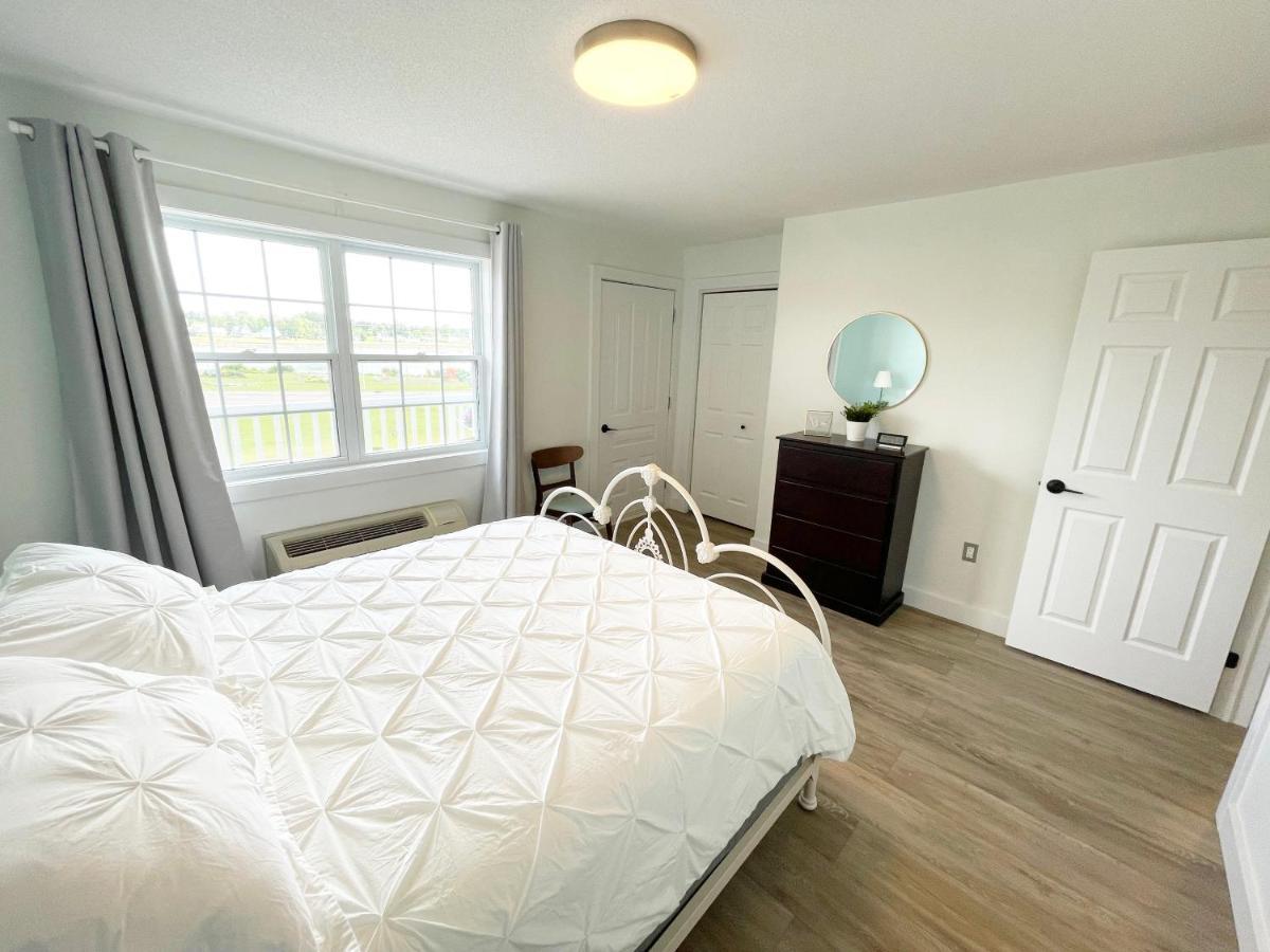 Gateway To Greenwich Suites Saint Peters Bay 外观 照片