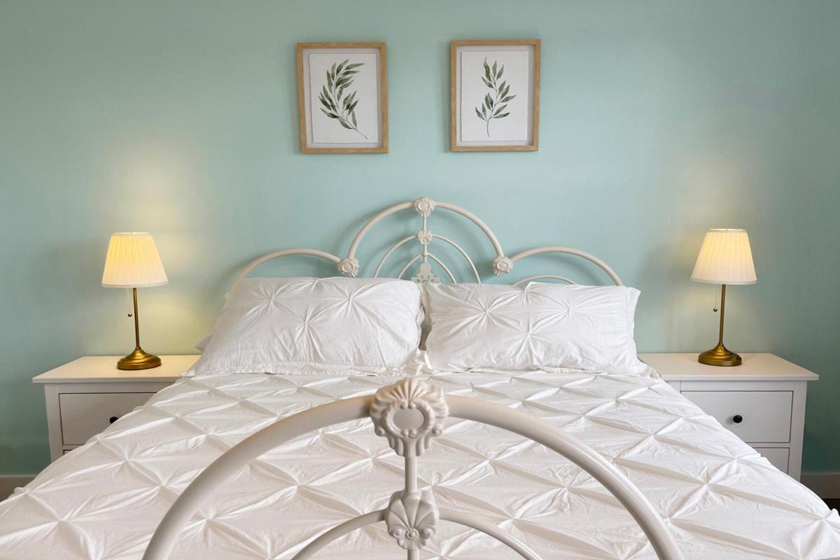 Gateway To Greenwich Suites Saint Peters Bay 外观 照片