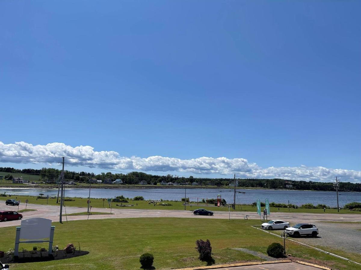 Gateway To Greenwich Suites Saint Peters Bay 外观 照片