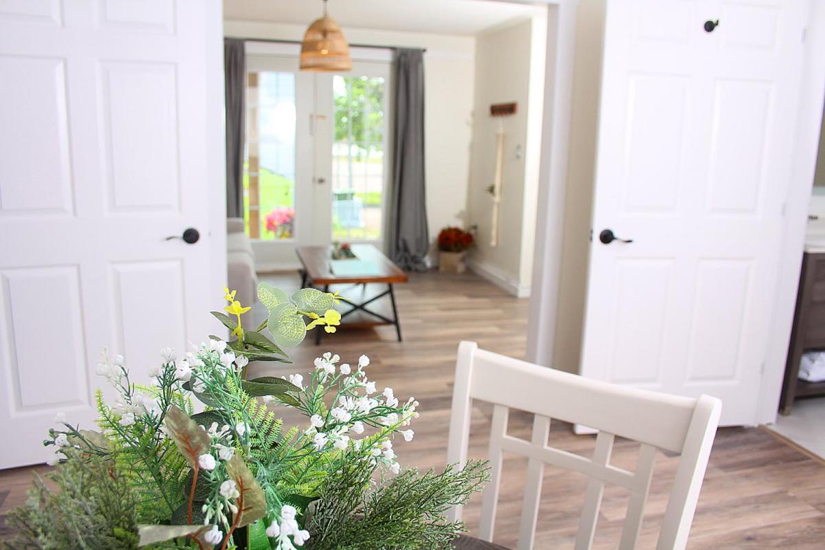 Gateway To Greenwich Suites Saint Peters Bay 外观 照片